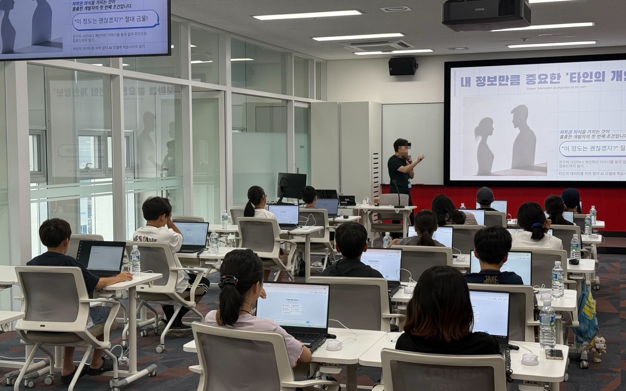 AI LAB 수업 장면